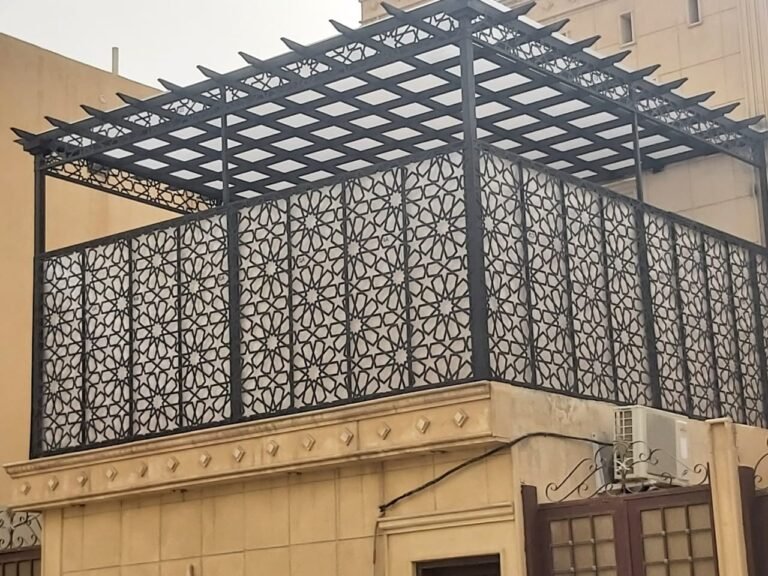 سواتر.  ومظلات